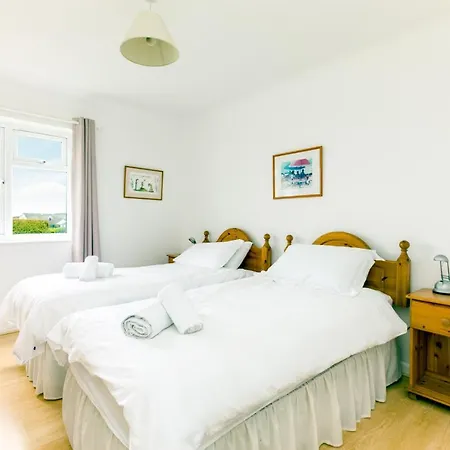 Holiday home Trebartha *